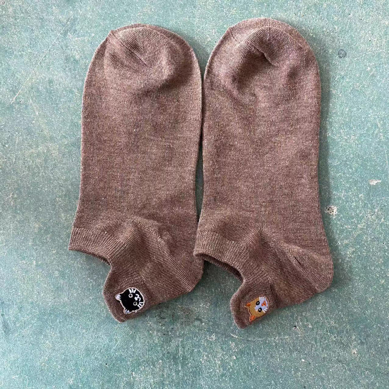 Calcetines informales con bordado de gatos